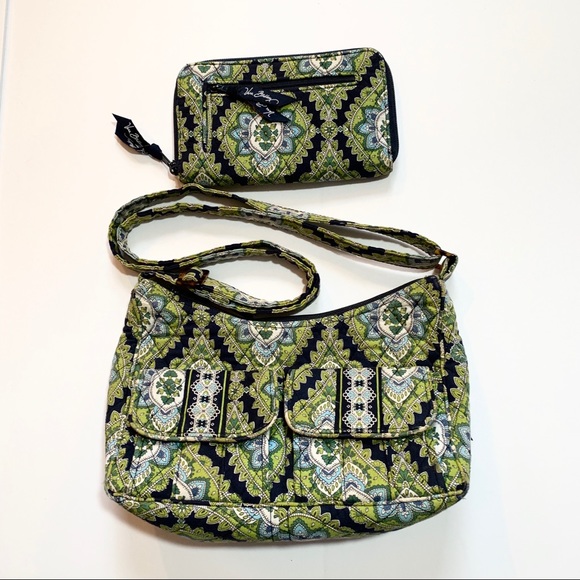 Vera Bradley Wallet - Picture 4 of 4
